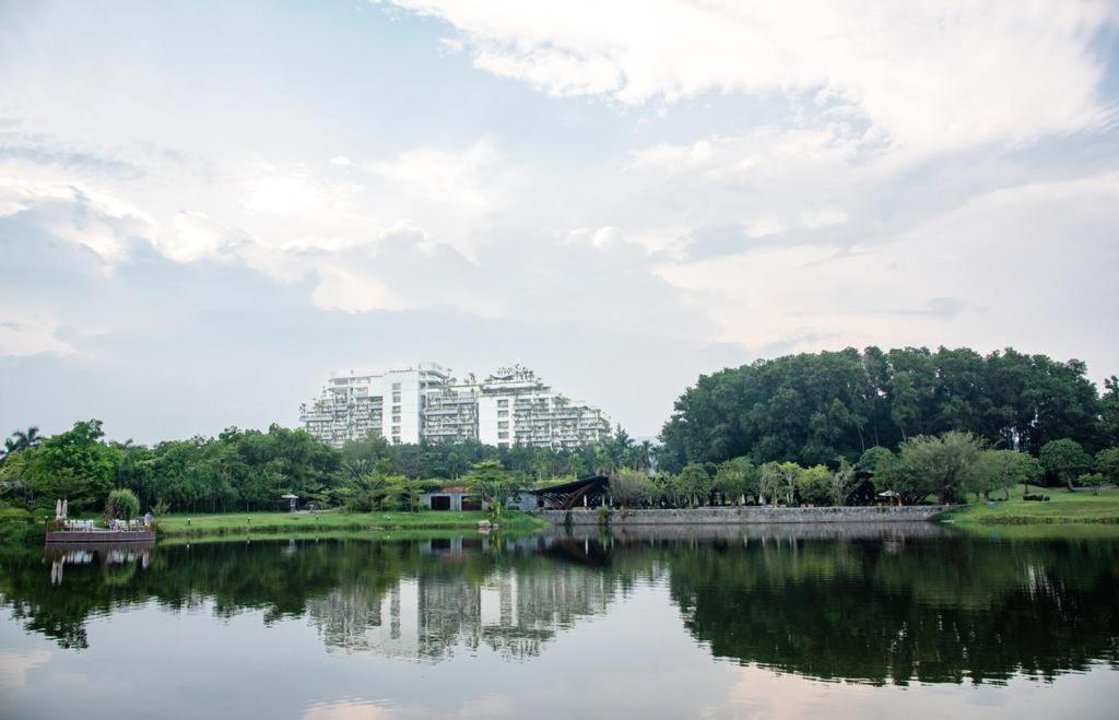 Vinh Yen Flamingo Dai Lai Resort - By Bay Luxury מראה חיצוני תמונה